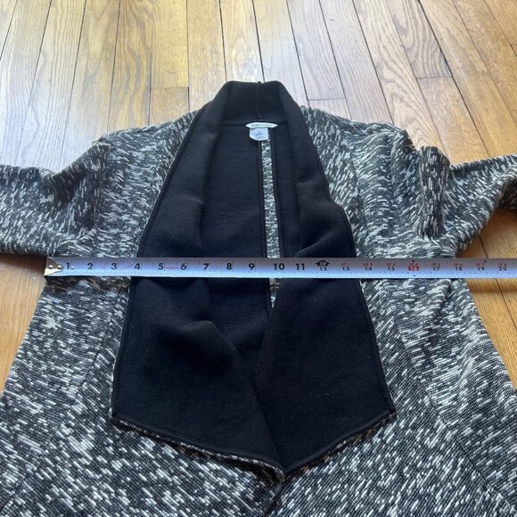 Club Monaco Size M Gray & Black Kiki Boucle Knit Draped Open Cardigan Sweater - Picture 11 of 16